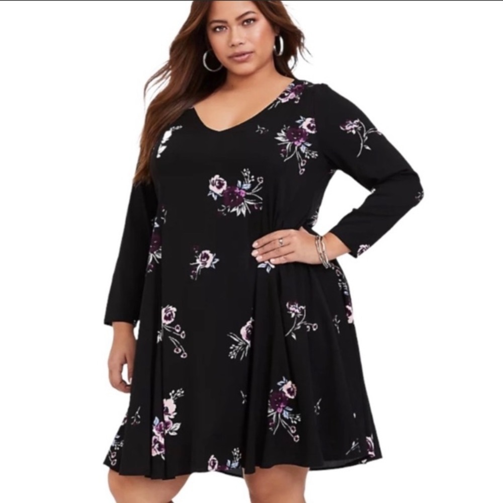 Torrid Black Floral Print Chiffon Ruffled Wrap Dress 4